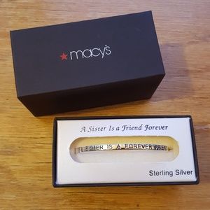 NWT Macy's Bracelet "A Sister is a Forever Friend"
